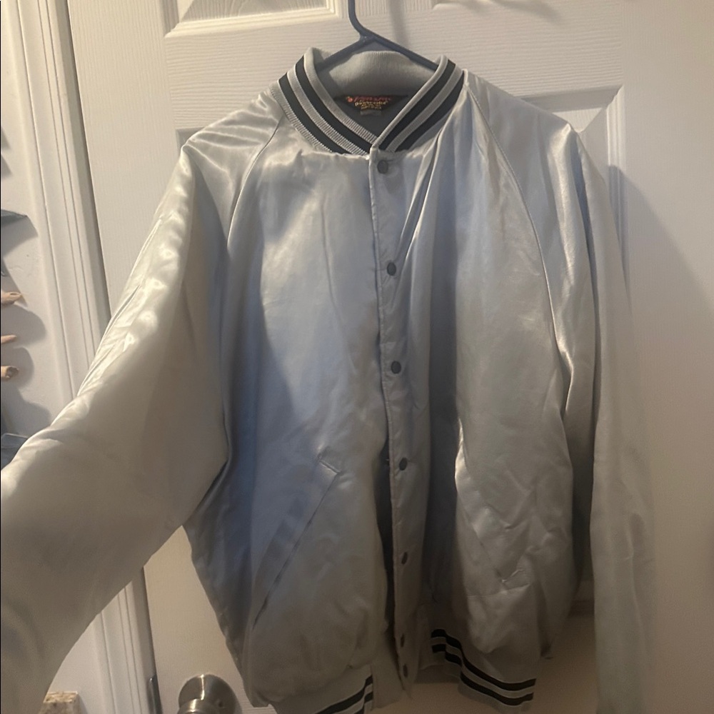 Dunbrooke Silver Jacket - Picture 5 of 5